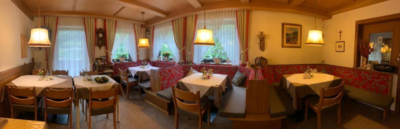 Tannerhof Bed & Breakfast Caines エクステリア 写真
