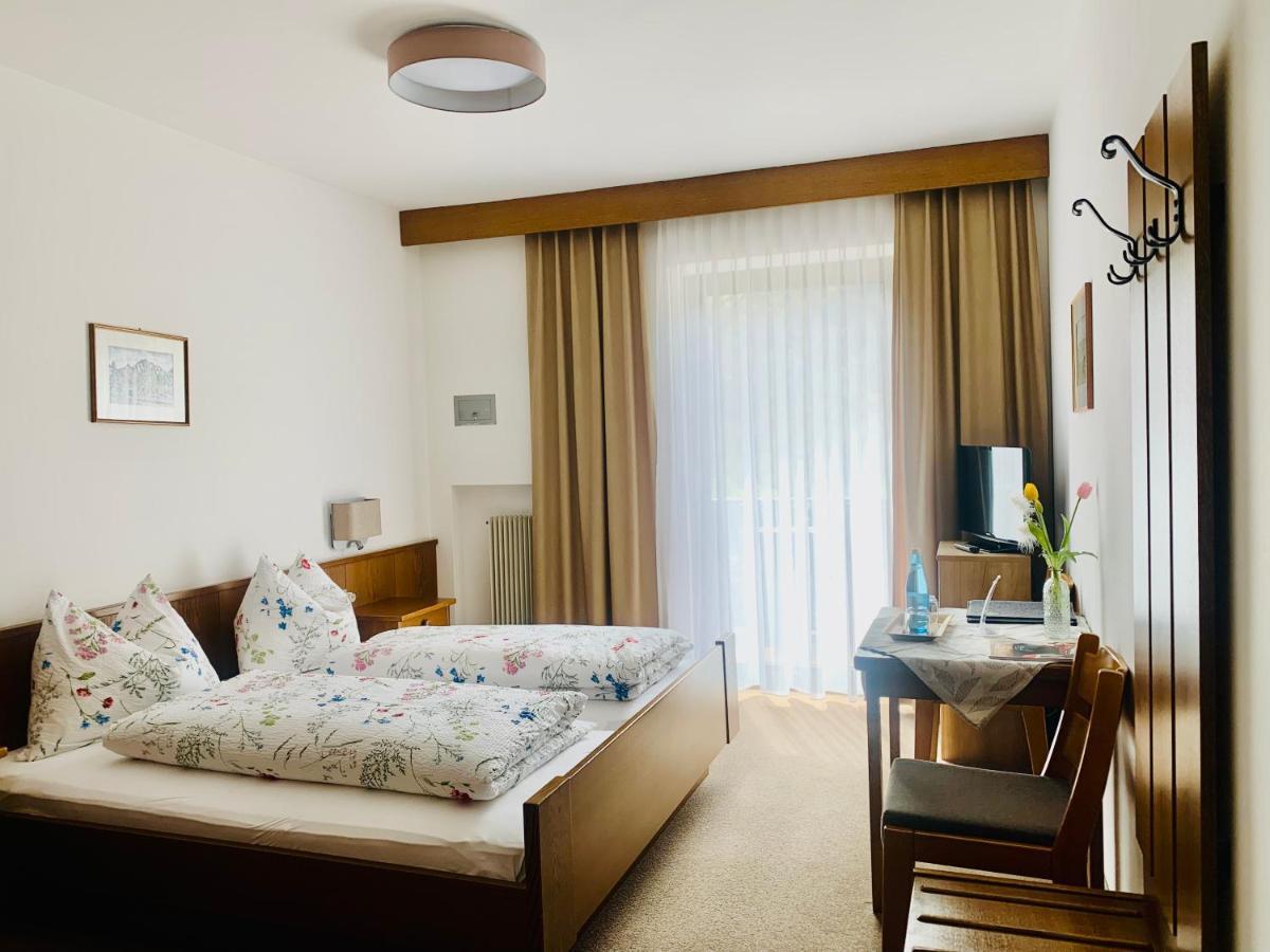 Tannerhof Bed & Breakfast Caines エクステリア 写真