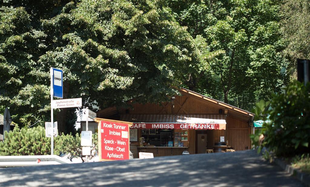 Tannerhof Bed & Breakfast Caines エクステリア 写真