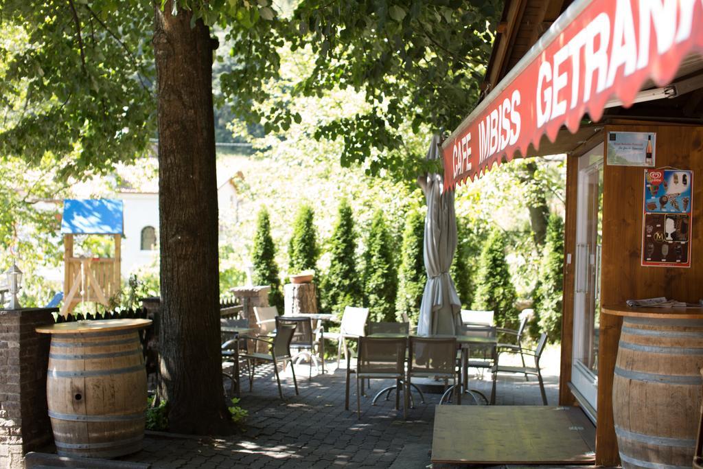 Tannerhof Bed & Breakfast Caines エクステリア 写真