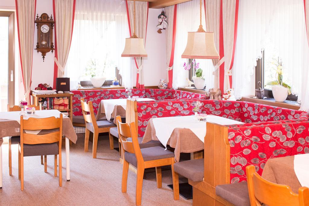 Tannerhof Bed & Breakfast Caines エクステリア 写真
